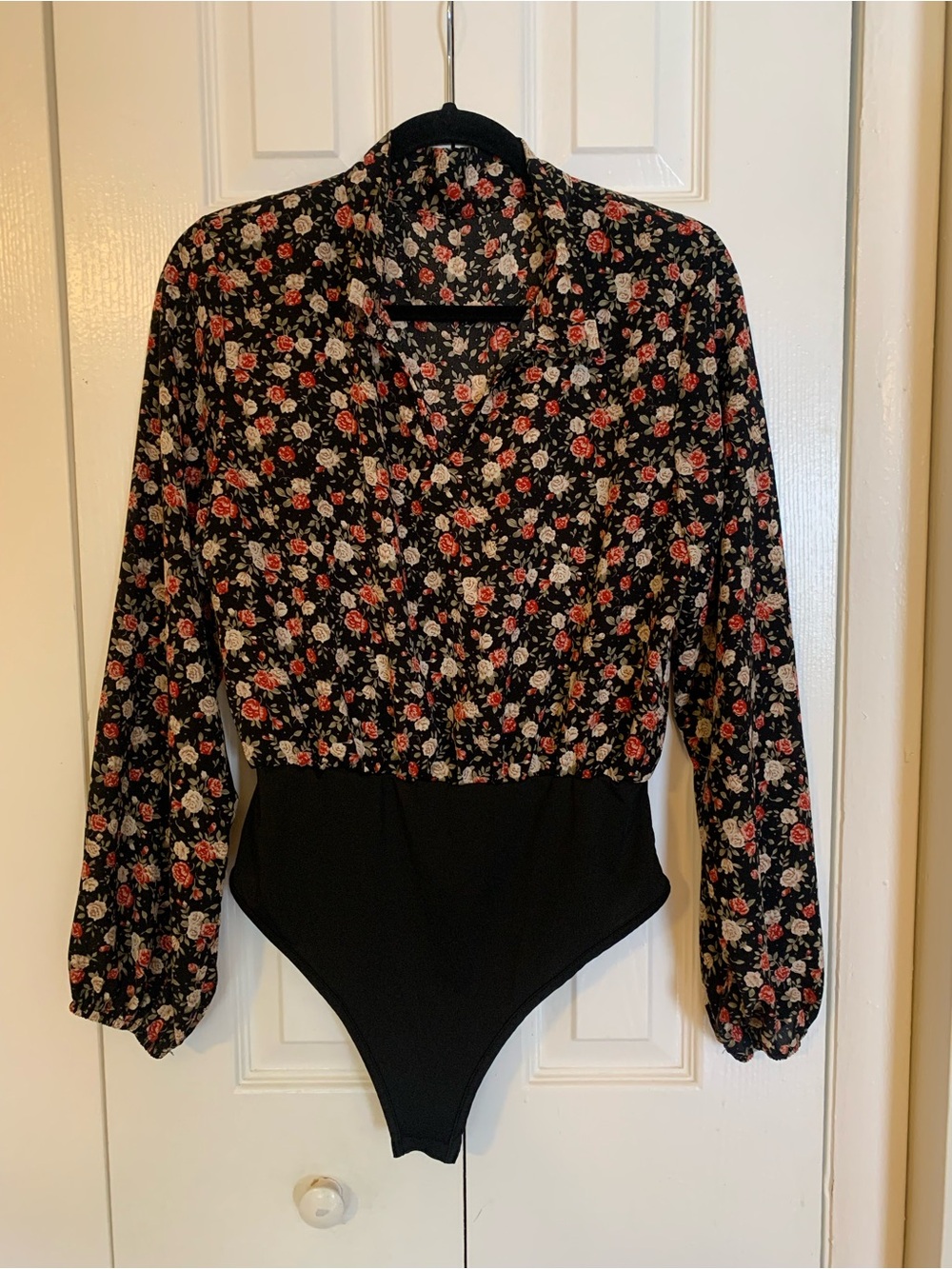 SHEIN Black Floral Long-Sleeve V‑Neck Bodysuit with Red and Cream Roses